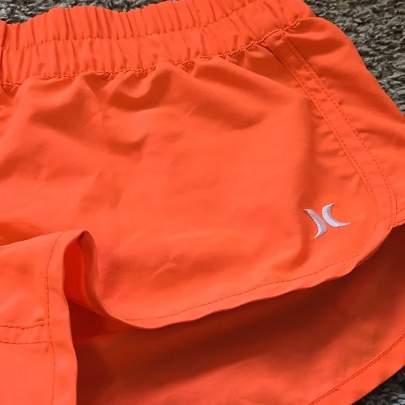 Hurley Mini Track Short - Picture 2 of 4